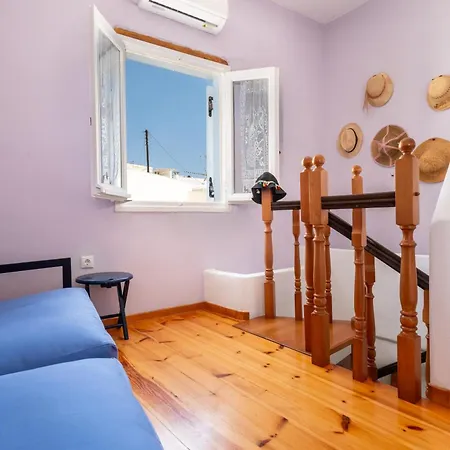 Traditional Village House In Paros Greece Marpissa