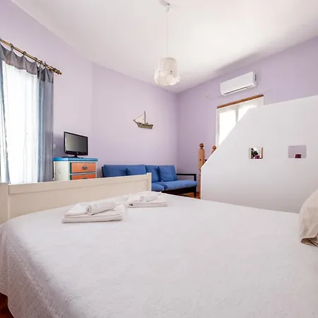 Traditional Village House In Paros Greece Holiday home Marpissa