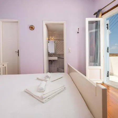 Traditional Village House In Paros Greece Marpissa